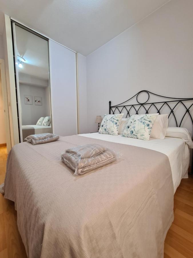 Apartamentos Dos Torres Gondolin - Nuevo apartamento con parking privado Zaragoza Exterior foto