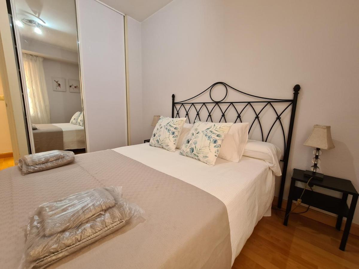 Apartamentos Dos Torres Gondolin - Nuevo apartamento con parking privado Zaragoza Exterior foto